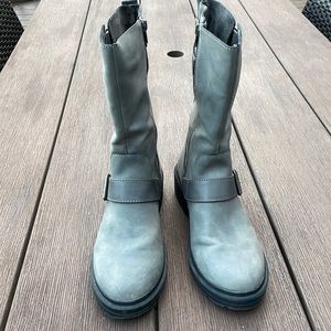 Rocket Dog gray boots Size 9